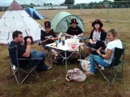 Latitudel-Festival-2010_Set-A-Mark-Hatchard-c_Hotbox-Events-top-hats-second-to-none.jpg